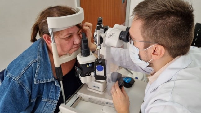 Exame no Instituto Luiz Braille em Jundiaí