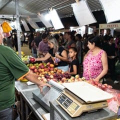 Feira noturna em Jundiaí