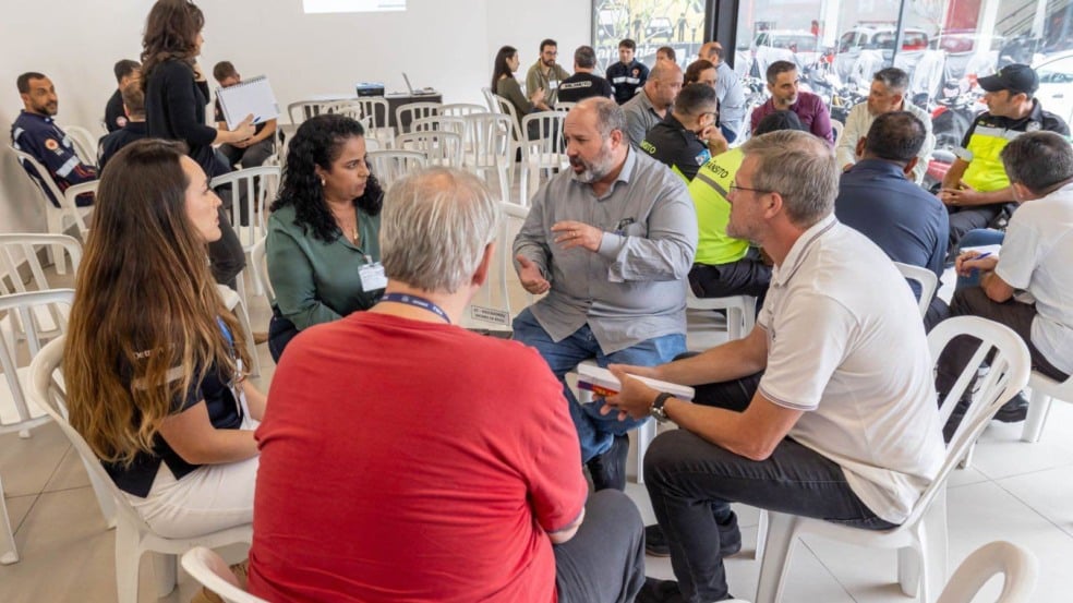 Reunião com motociclistas