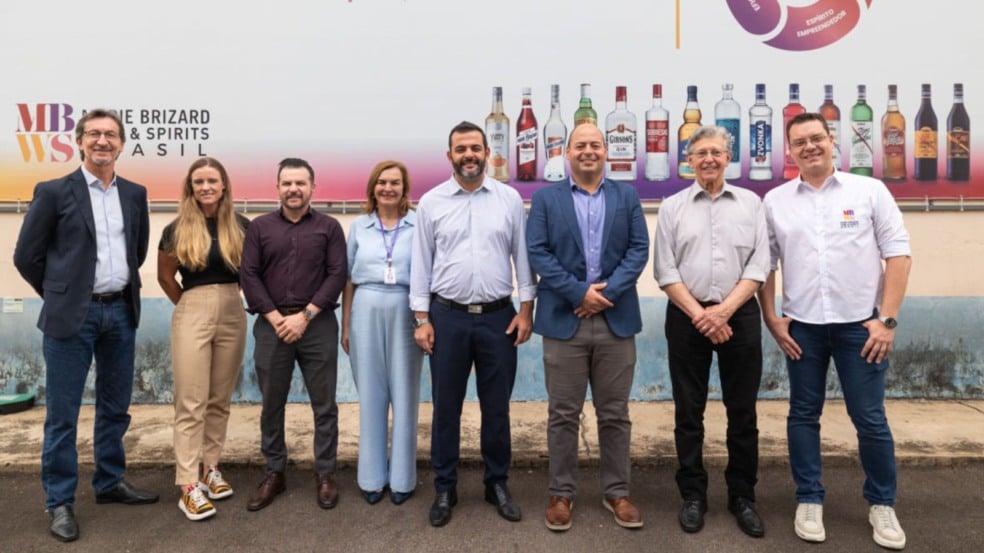 Prefeitura de Jundiaí na indústria de bebidas Dubar Prefeitura de Jundiaí na indústria de bebidas Dubar