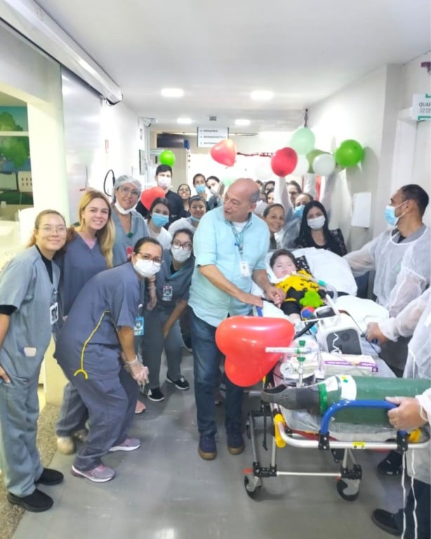 Arthur recebe alta do HU de Jundiaí