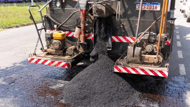 Máquina tapa buracos