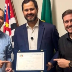 Luiz Fernando Machado recebe título de Cidadão em Várzea Paulista