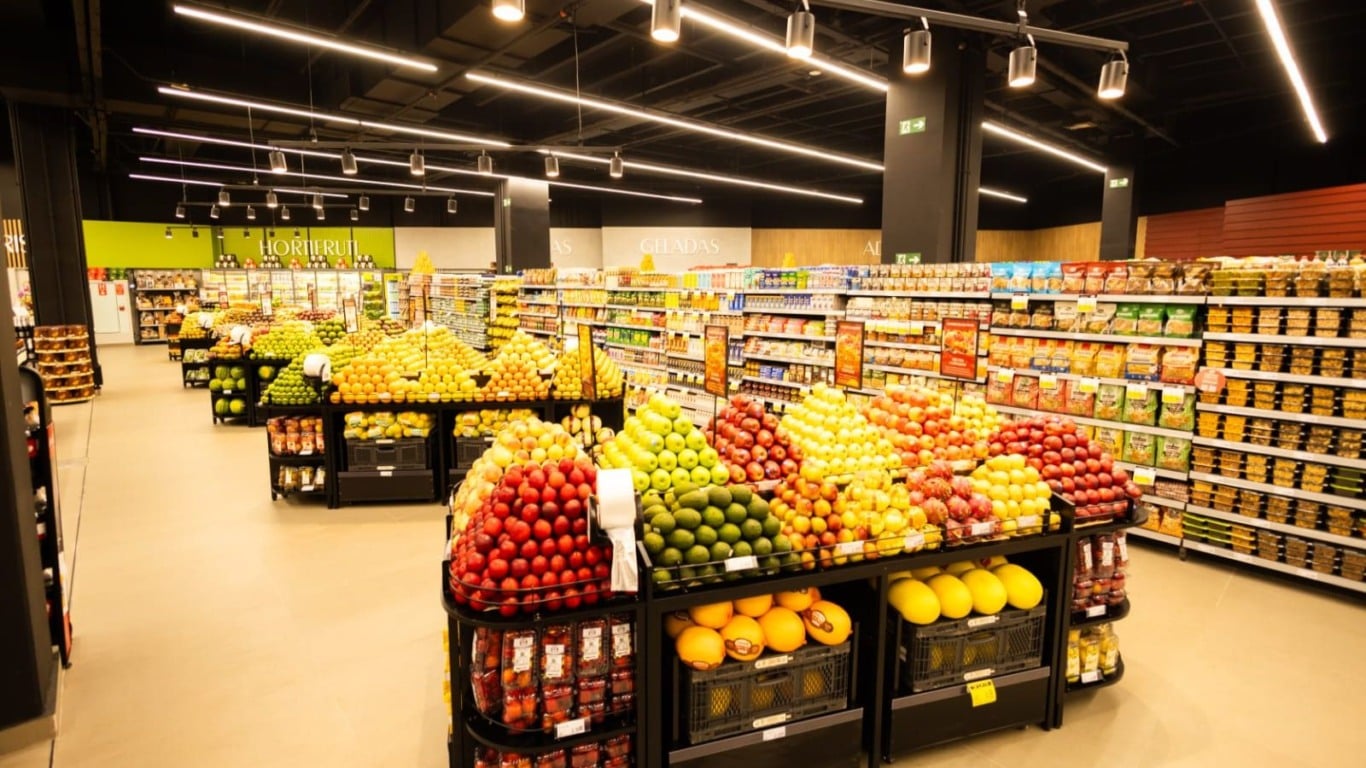 Visão geral do interior do Supermercado Dom Olívio no JundiaíShopping Visão geral do interior do Supermercado Dom Olívio no JundiaíShopping