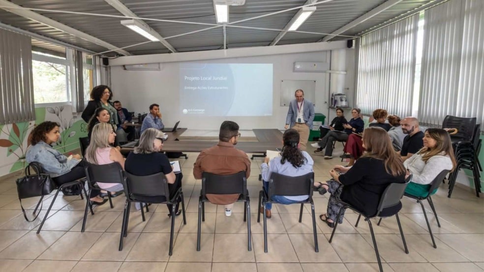 Profissionais da saúde e representantes do A.C. Camargo participam de reunião na Prefeitura de Jundiaí com apresentação de ações estruturantes para a oncologia. Profissionais da saúde e representantes do A.C. Camargo participam de reunião na Prefeitura de Jundiaí com apresentação de ações estruturantes para a oncologia.