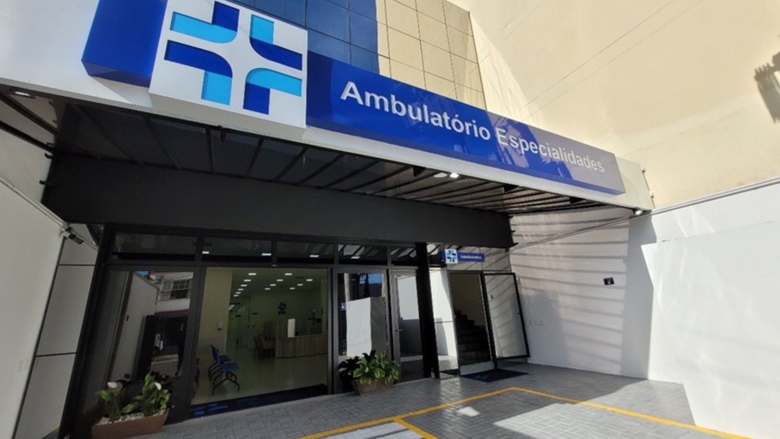 Fachada do Hospital São Vicente