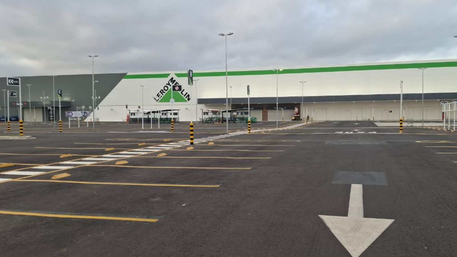 Fachada da Leroy Merlin em Jundiaí