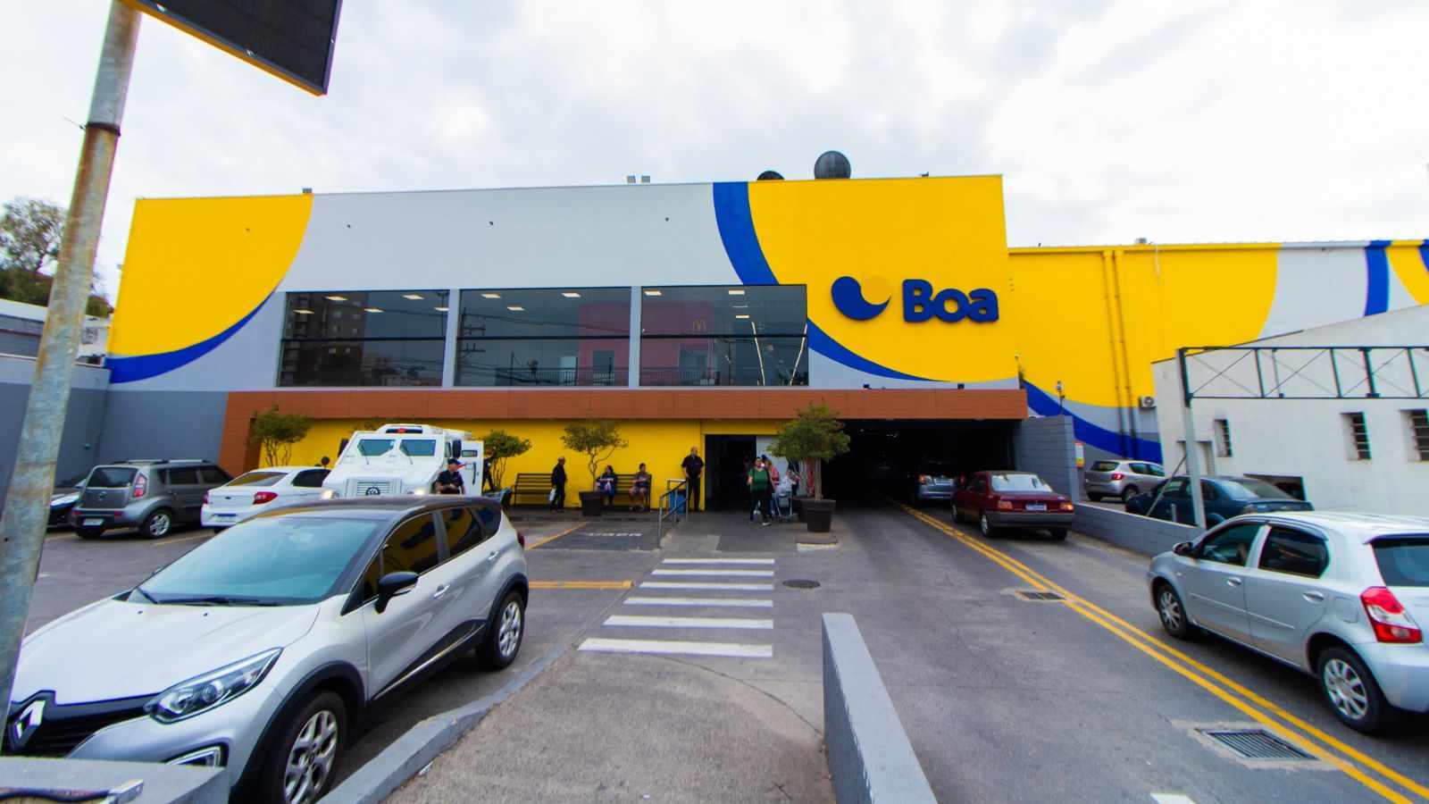 Fachada do Boa Supermercados