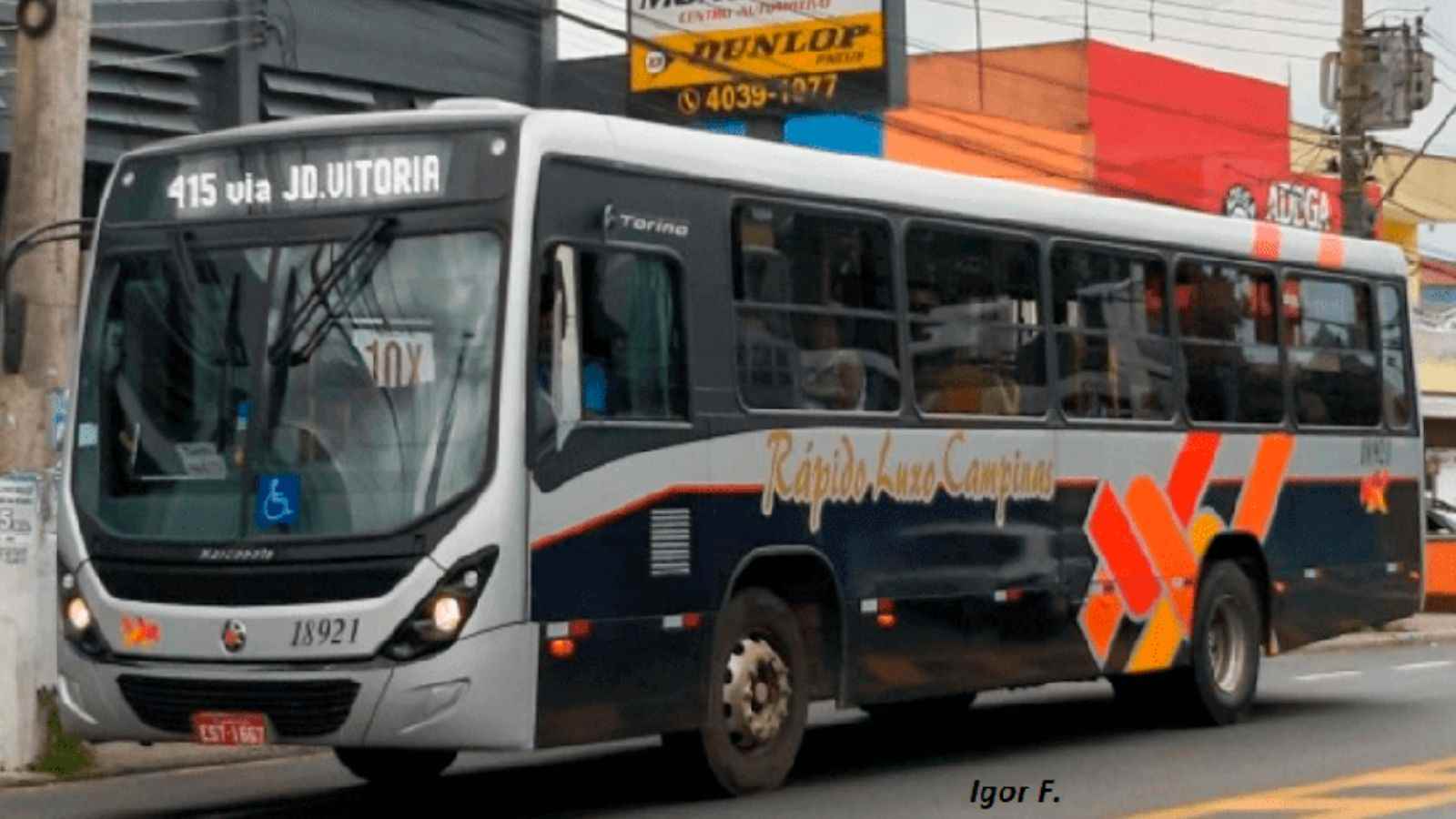 Ônibus da Rápido Luxo