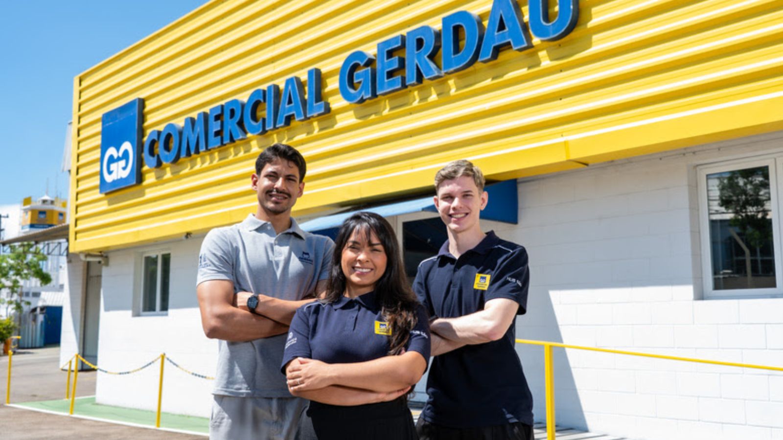 Logo Gerdau e imagem ilustrativa do programa de estágio