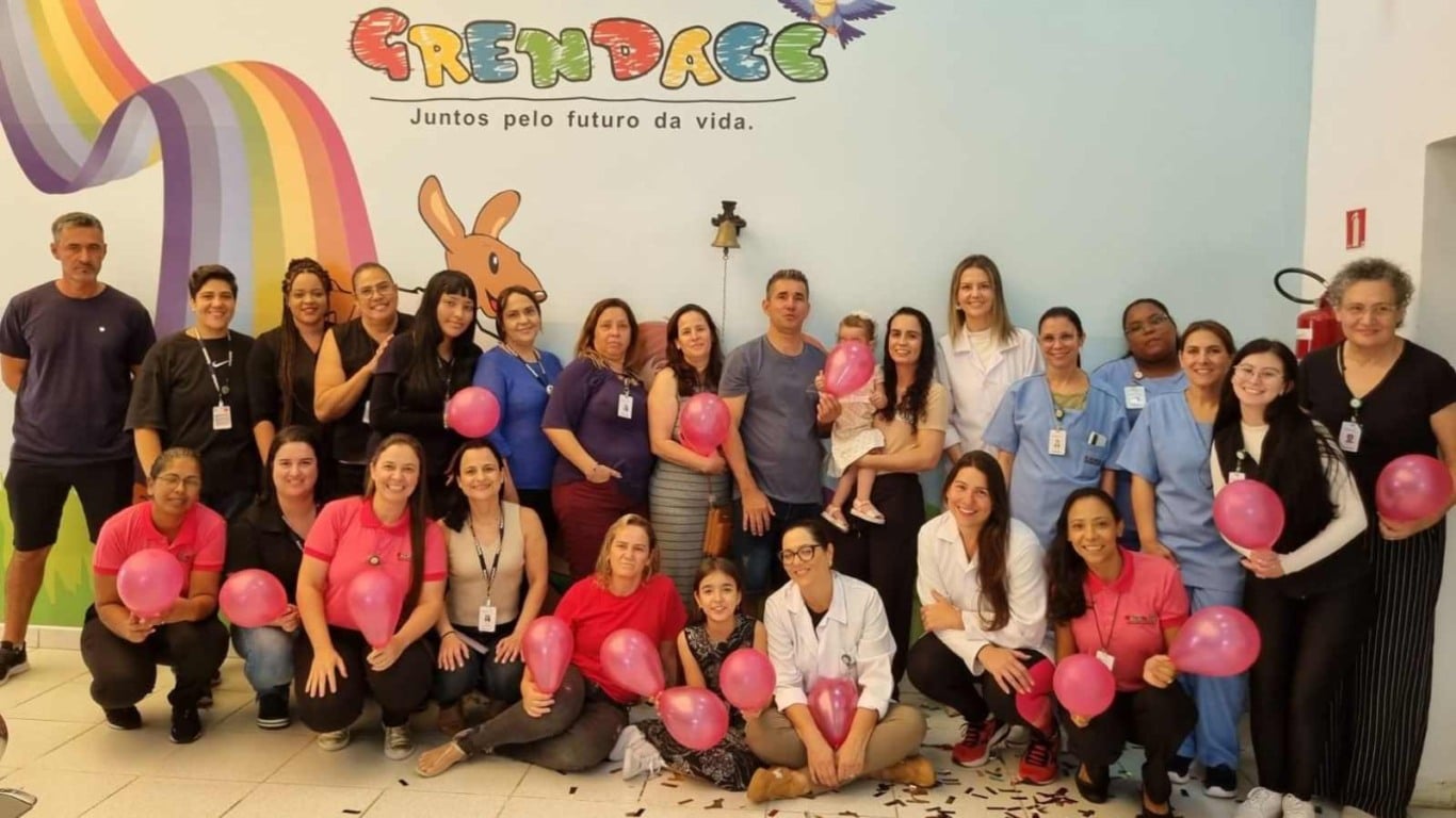 Equipe e família celebram vitória de Ayla no Grendacc