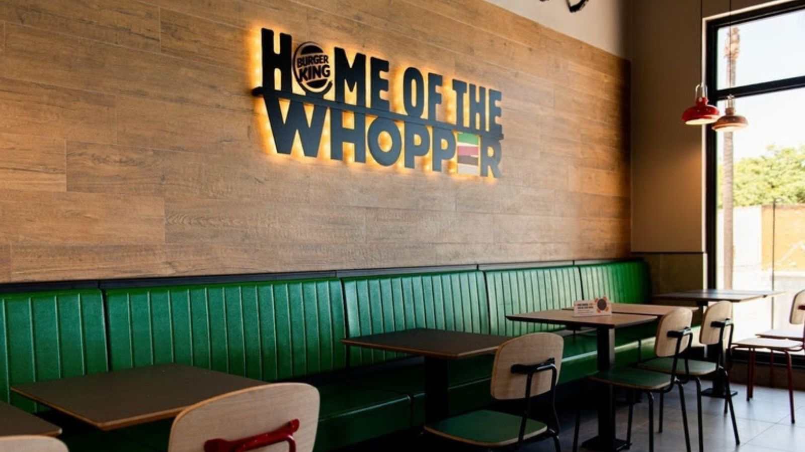 Fachada de uma unidade do Burger King