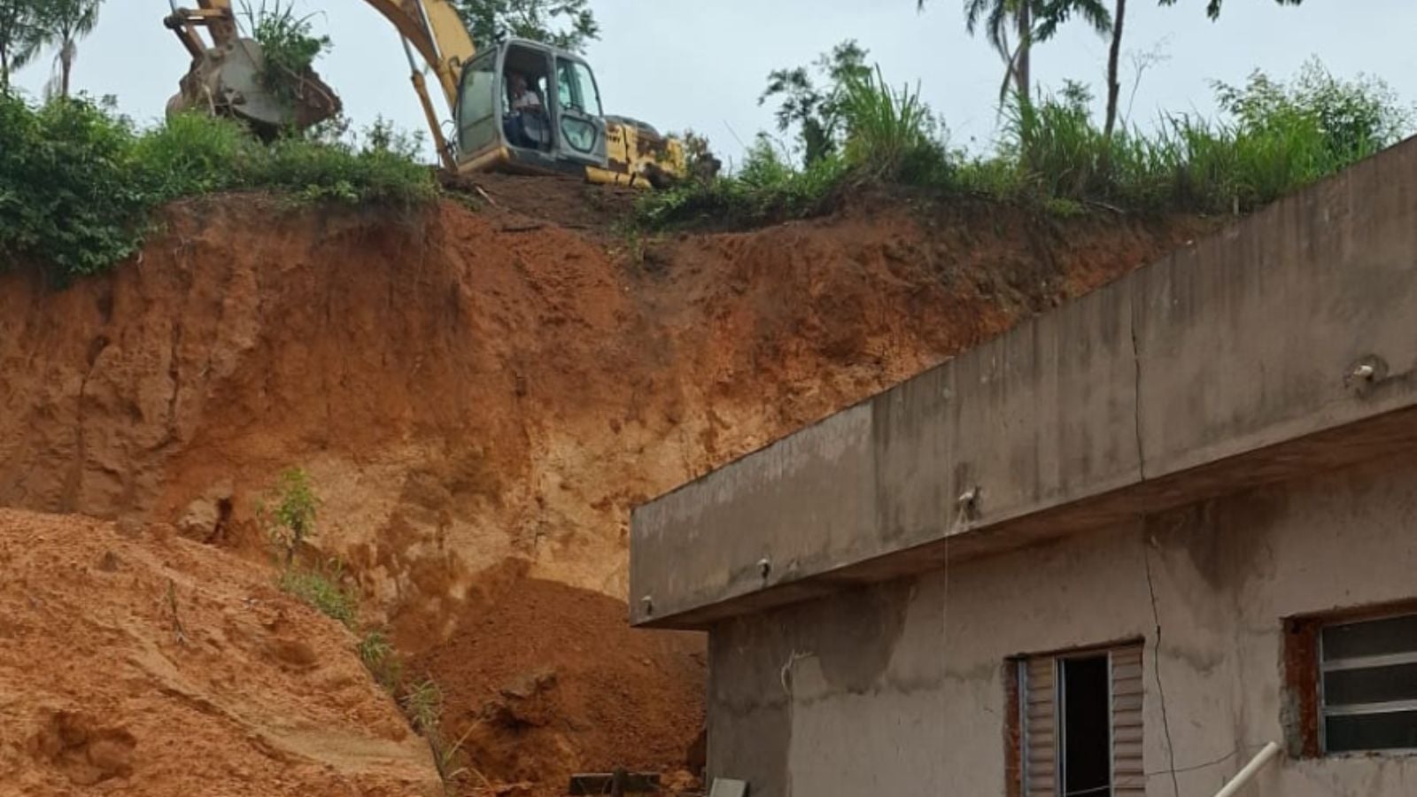 Deslizamento de terra em Itupeva