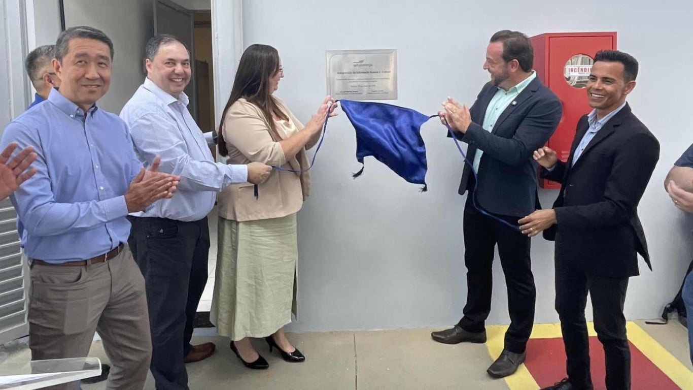 Autoridades participam da inauguração da Subestação Cafezal