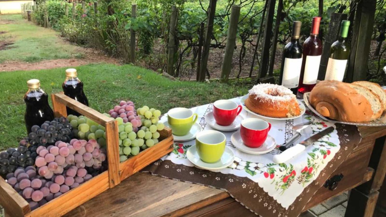 Café e vinhos da Adega Martins